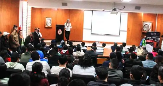 PROMUEVE IMPLAN MORELIA PMDU CON ESTUDIANTES DE FIC 